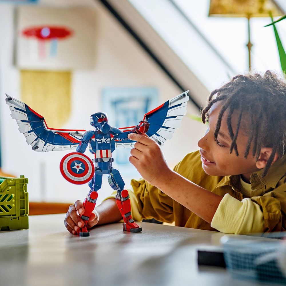 LEGO 76296 Novi Kapetan America slika 7