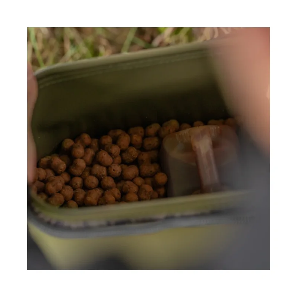 A0430087 Avid Carp Stormshield Eva Compact Caddy slika 3