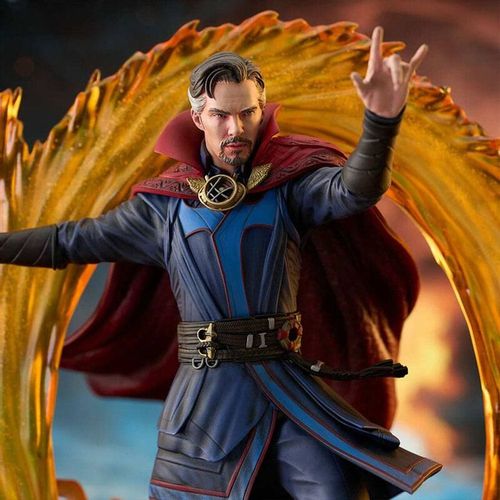 Marvel Comic Gallery Doctor Strange figure 25cm slika 5