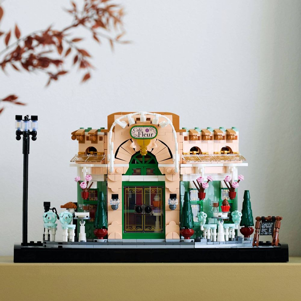 LEGO 10362 Francuski Cafe slika 9