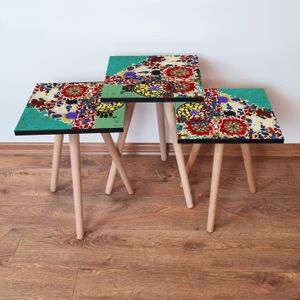 Nesting Table Set (3 komada) - Višenamjenski Stalak u Višebojnoj