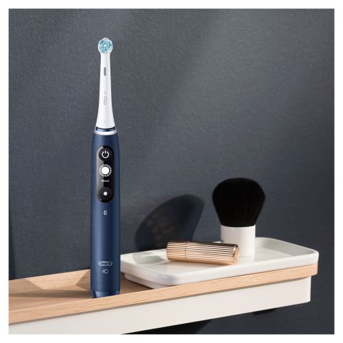 Oral-B električna četkica iO7 SAPPHIRE BLUE  slika 4