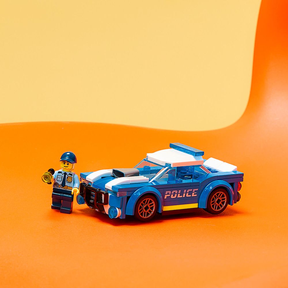 LEGO 60312 Policijski automobil slika 3