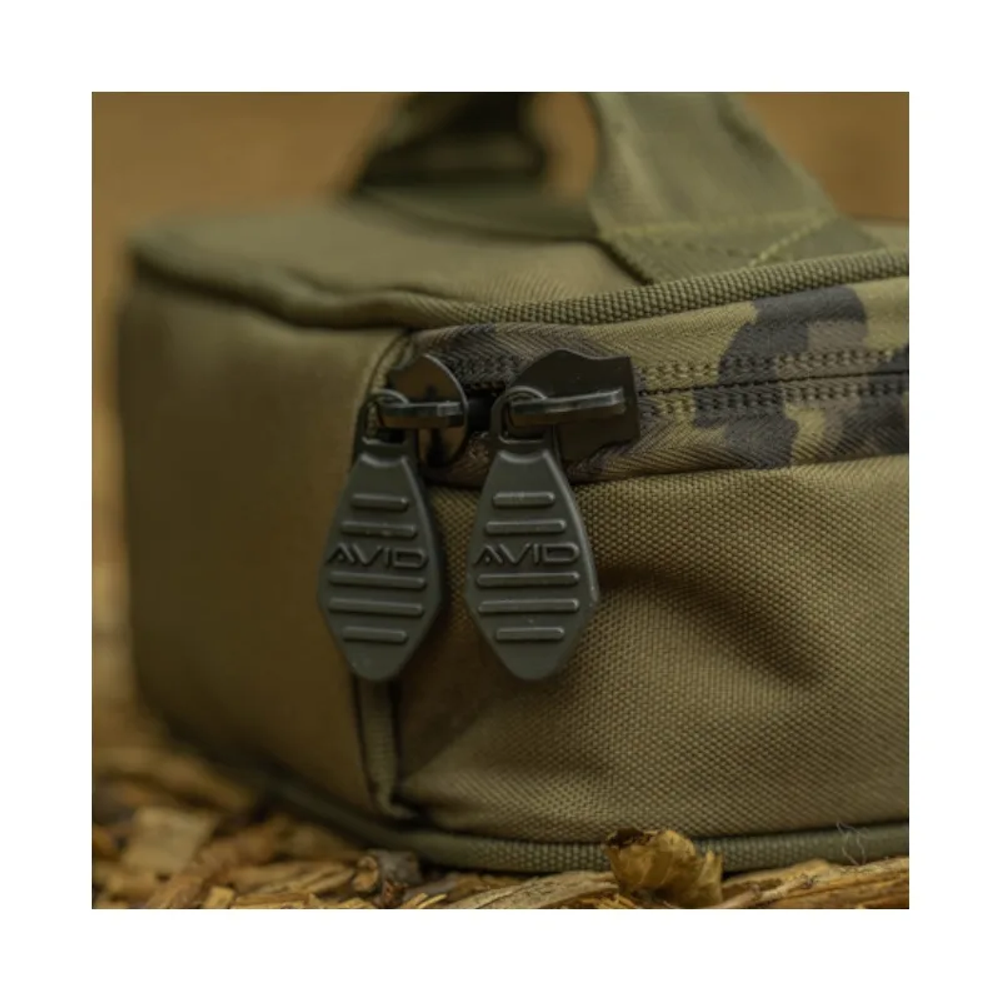 A0430095 Avid Carp RVS Accessory Pouch Medium slika 3