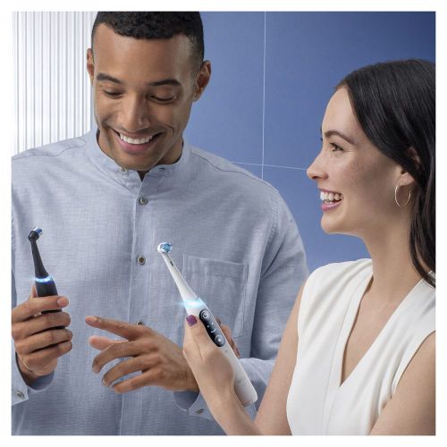 Oral-B električna četkica iO8 WHITE ALABASTER slika 7