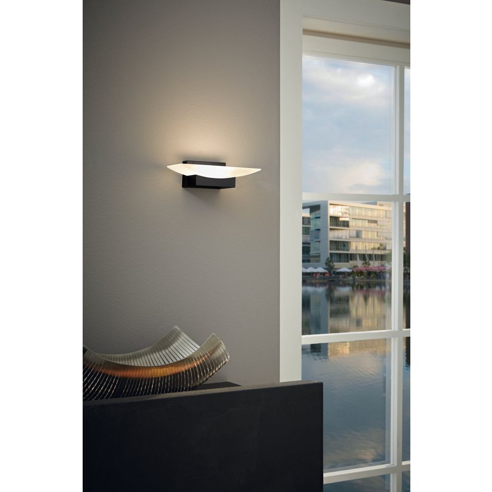 Eglo zidna rasvjeta metrass led 1x5,6w 3000k 680lm crno/satensko v:105mm slika 2