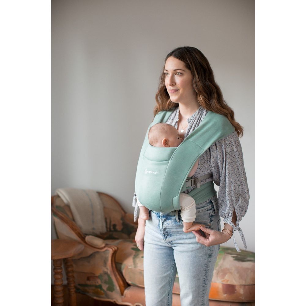 Ergobaby Embrace nosiljka Jade slika 15