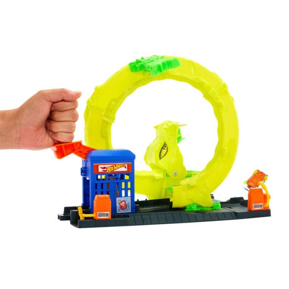 Hot Wheels City Attack Set za igru sa autićem, Sorto slika 21