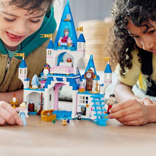 Playset Lego 43206 Cinderella and Prince Charming's Castle (365 Dijelovi) slika 4