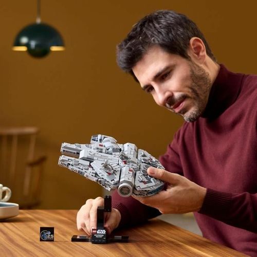 Igra Gradnje Lego Millenium Falcon Stars Wars slika 5