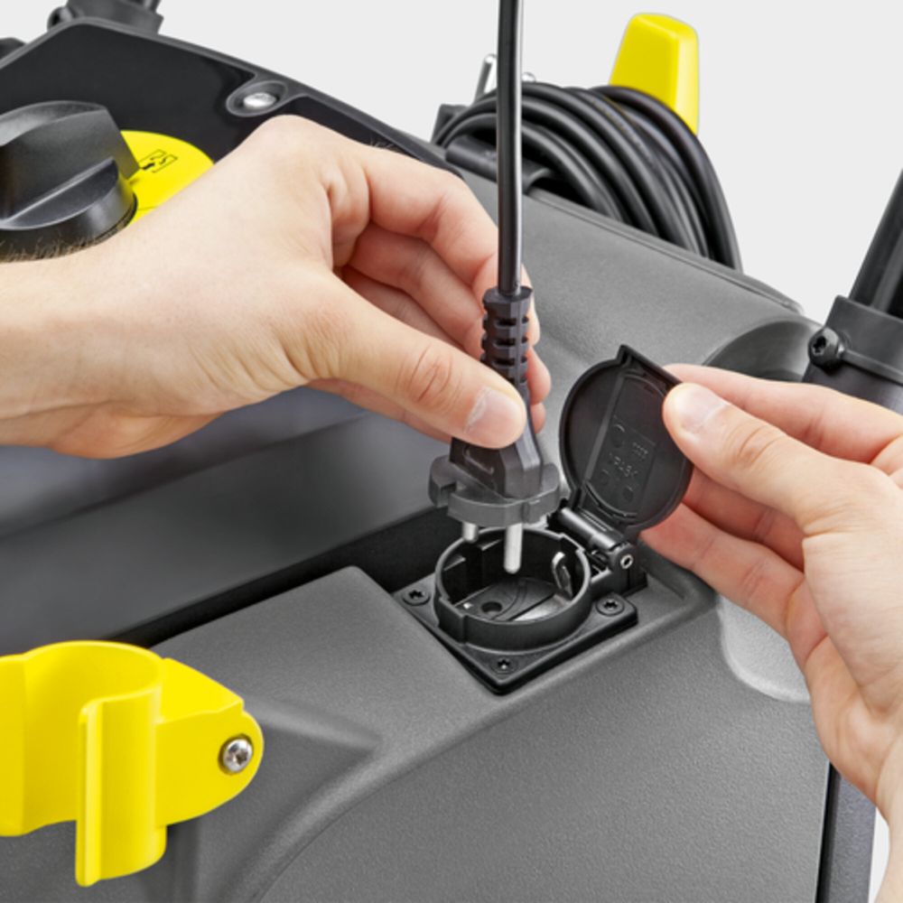 KARCHER Usisavač za dubinsko čišćenje Puzzi 30/4 1.101-120.0 slika 2
