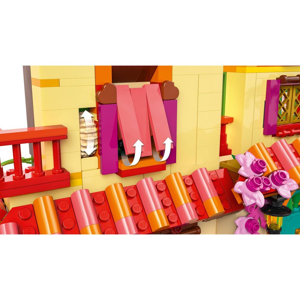 LEGO 43245 Magična kuća Madrigalovih slika 4