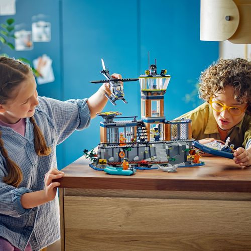 LEGO® CITY 60419 Zatvor na otoku slika 1