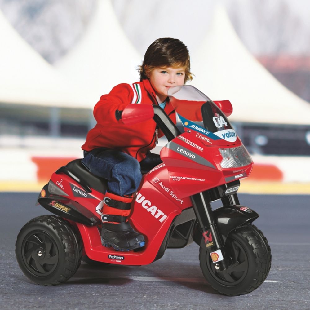 Peg Perego Motor na akumulator Ducati Desmosedici Evo Lithium slika 9