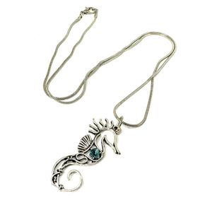 Poludrago kamenje Ogrlica Blue Topaz Seahorse
