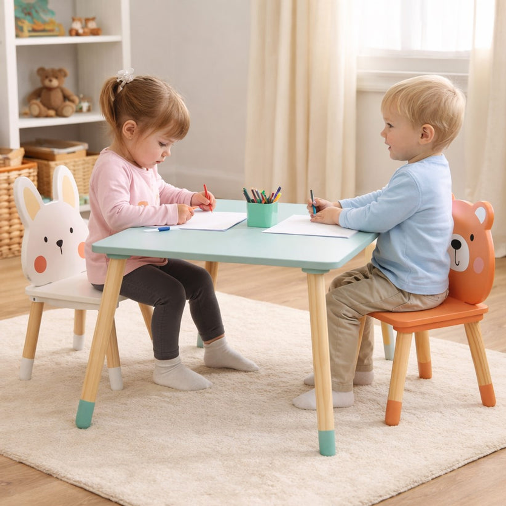 Kinder Home Dječiji drveni sto sa dvije stolice, Medo i Zeko slika 11