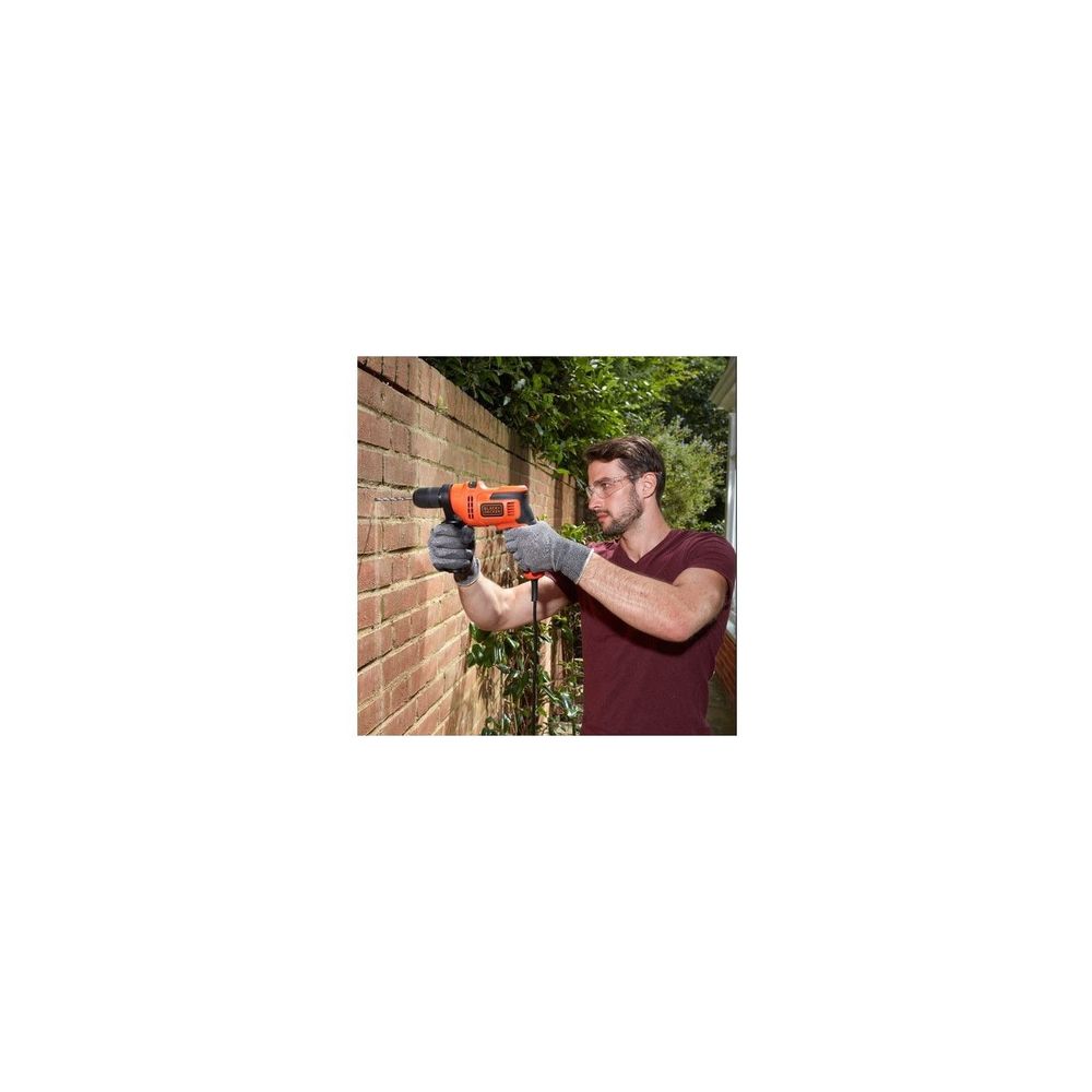 UDARNA BUŠILICA 500W U KOFERU Black &amp; Decker BEH200K slika 3