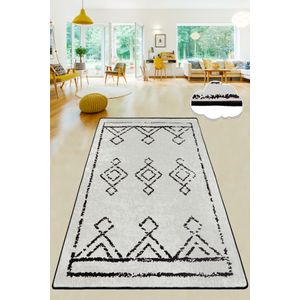 Eaves Black
White Hall Carpet (80 x 300)