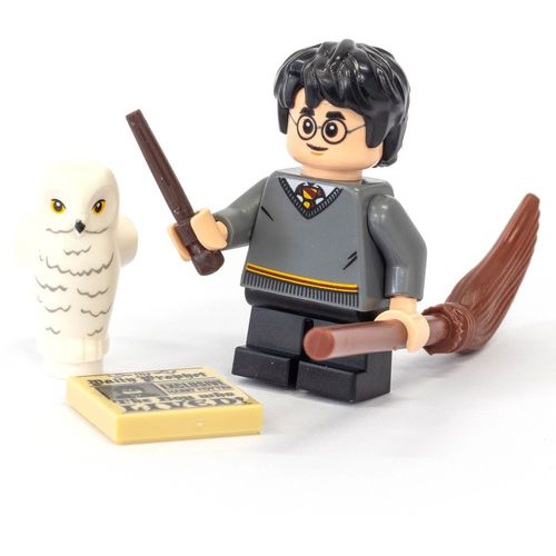 Lego Harry Potter - Povratak u Hogwarts: knjiga s aktivnostima i minifigurama slika 2