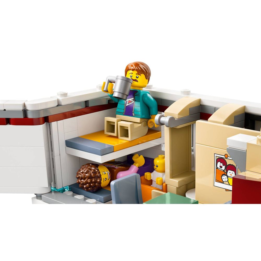 LEGO 60454 Kamper za pustolovinu i odmor slika 4