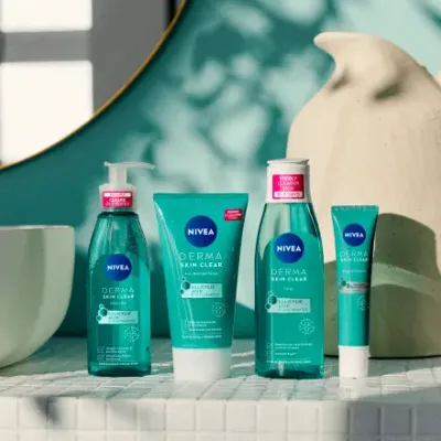 Nivea Derma Skin Clear