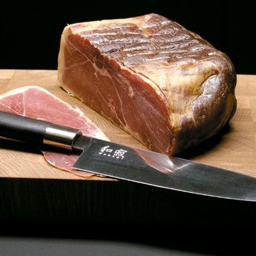 Kai Wasabi Black Santoku nož slika 4