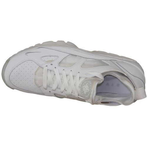 Nike air tr huarache low 749447-110 slika 3