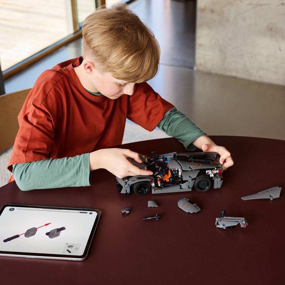 LEGO 42173 Koenigsegg Jesko Gray Hypercar slika 9