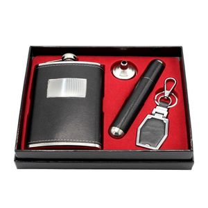 Poklon set ploska 270 ml, futrola za tompus, privjesak za ključeve, lijevak, model: 913-1359