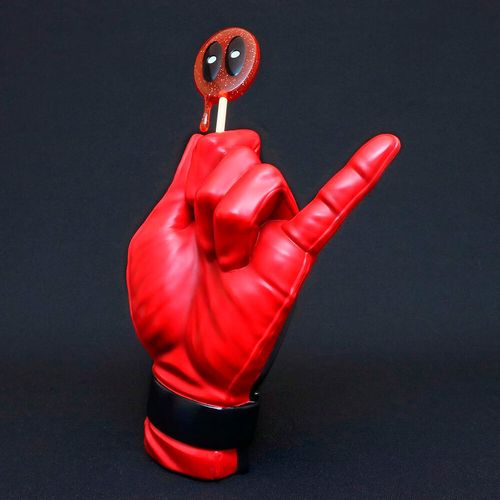 Marvel Deadpool hand figure 26cm slika 4