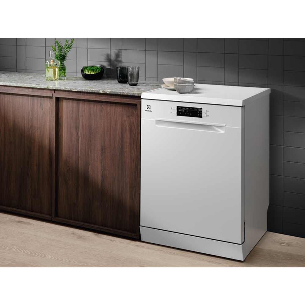 ELECTROLUX Samostojeća mašina za suđe ESA47210SW, 13 setova slika 2