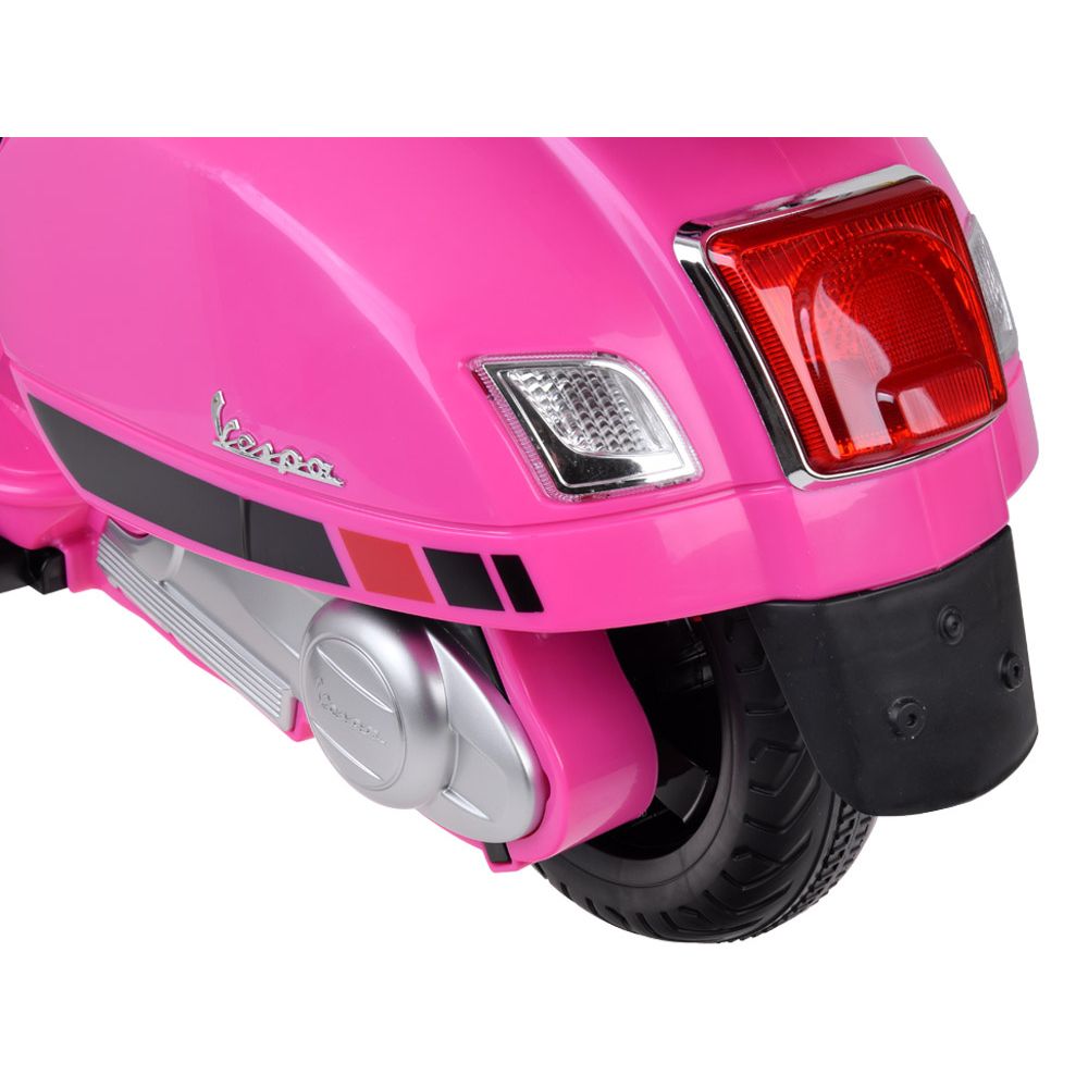 VESPA GTS Super AKU roza slika 6