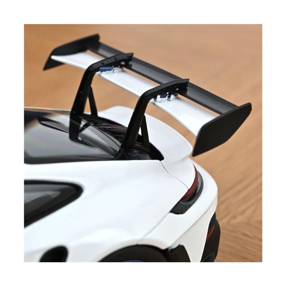 Norev 1/18 Porsche 911 GT3 RS W/Weissach Pack 2022 White/Indigoblue slika 5