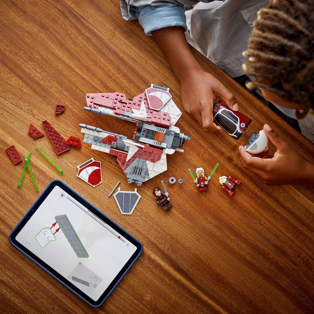 LEGO 75401 Ahsokin Jedi presretač slika 7