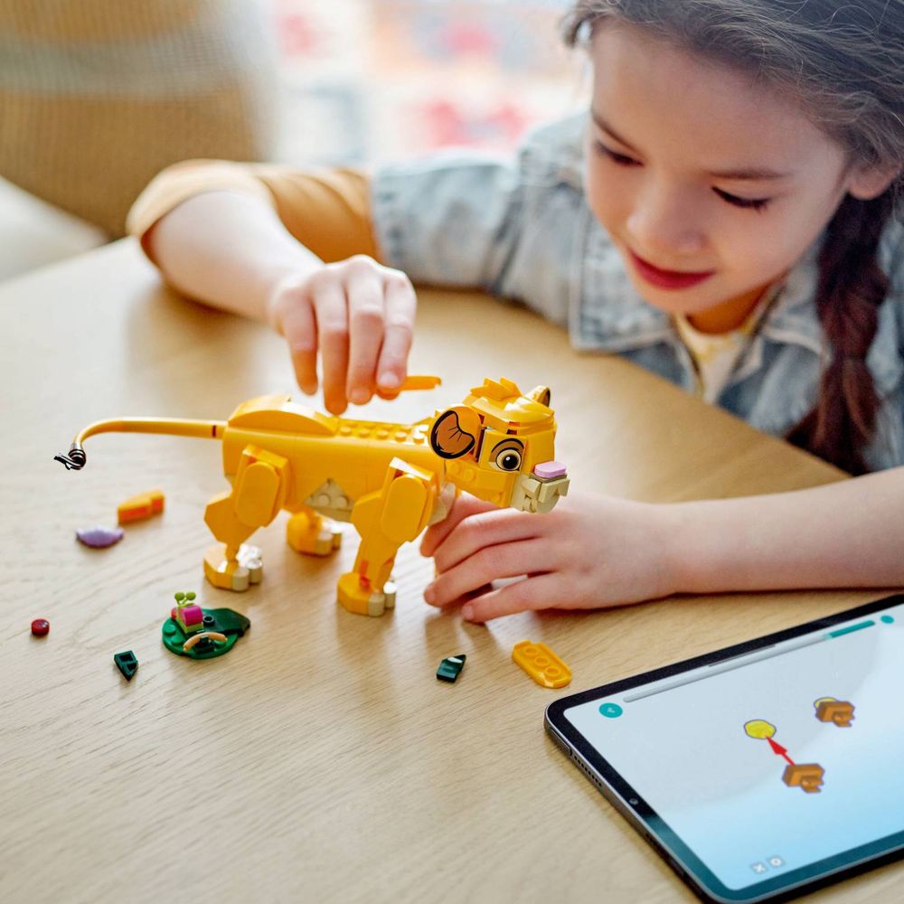 LEGO 43243 Mladunče Simba - Kralj lavova slika 8