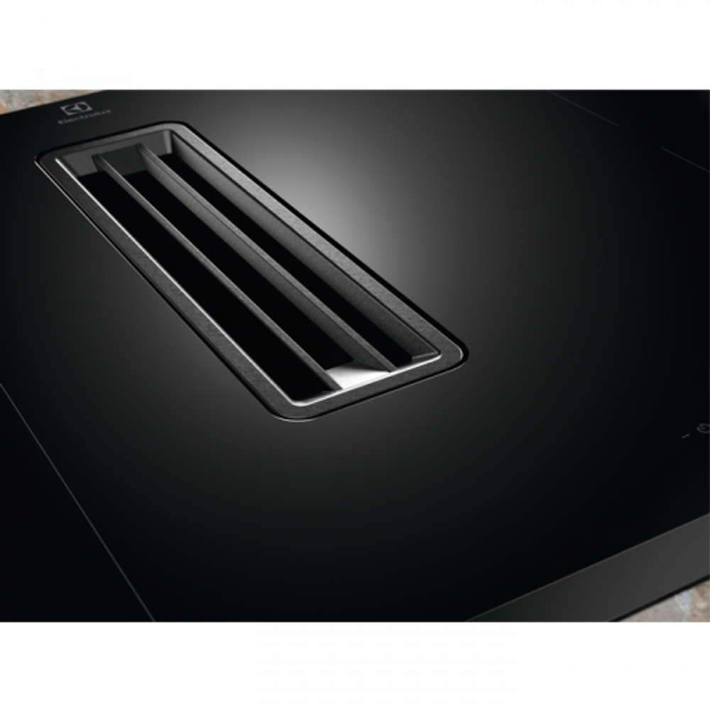Electrolux Ugradbena ploča sa integrisanom napom KCC83443 slika 4