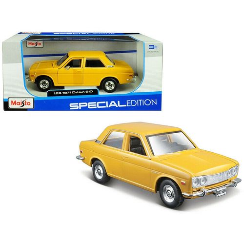 Maisto Metalni model autica 1:24 1971 Datsun 510 31518YL slika 1