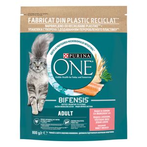 PURINA ONE® Hrana za mačke bogata lososom Adult 800g