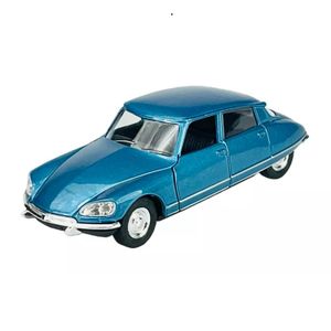 1973 Citroën DS23 blue 1:34