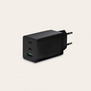 KSIX, GaN2 ultra brzi zidni punjač USB-C 67W PD, 2xUSB-C + 1XUSB-A, crni