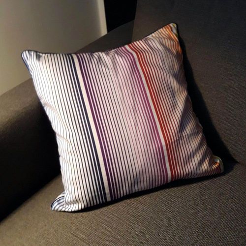 Dizajnerski ukrasni jastuk — ESPRIT slika 1