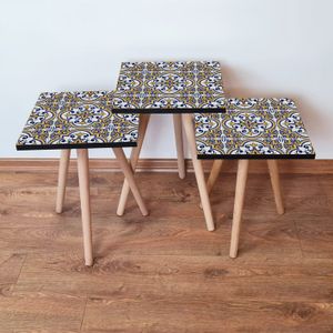 Nesting Table 3Shp24 - Set od 3 Stola u Bojama: Tamnoplava, Žuta, Bijela