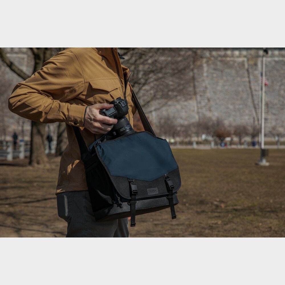 Tenba DNA 13 DSLR Messenger Bag — Blue slika 8