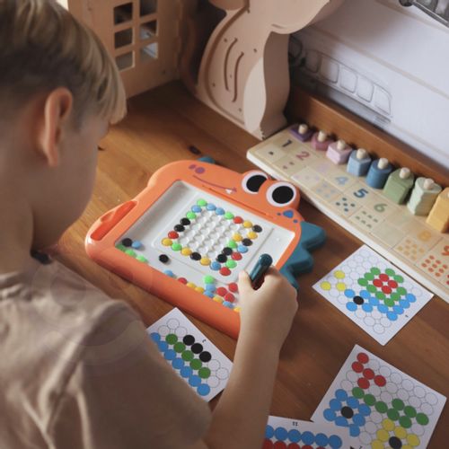 Woopie Montessori magnetna ploča za djecu MagPad, crveni dinosaur  slika 3