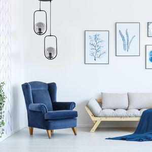 Elegantni Crni Luster sa Dvije Etaze i Füme Staklom - Ahu 2 Li Tepsili