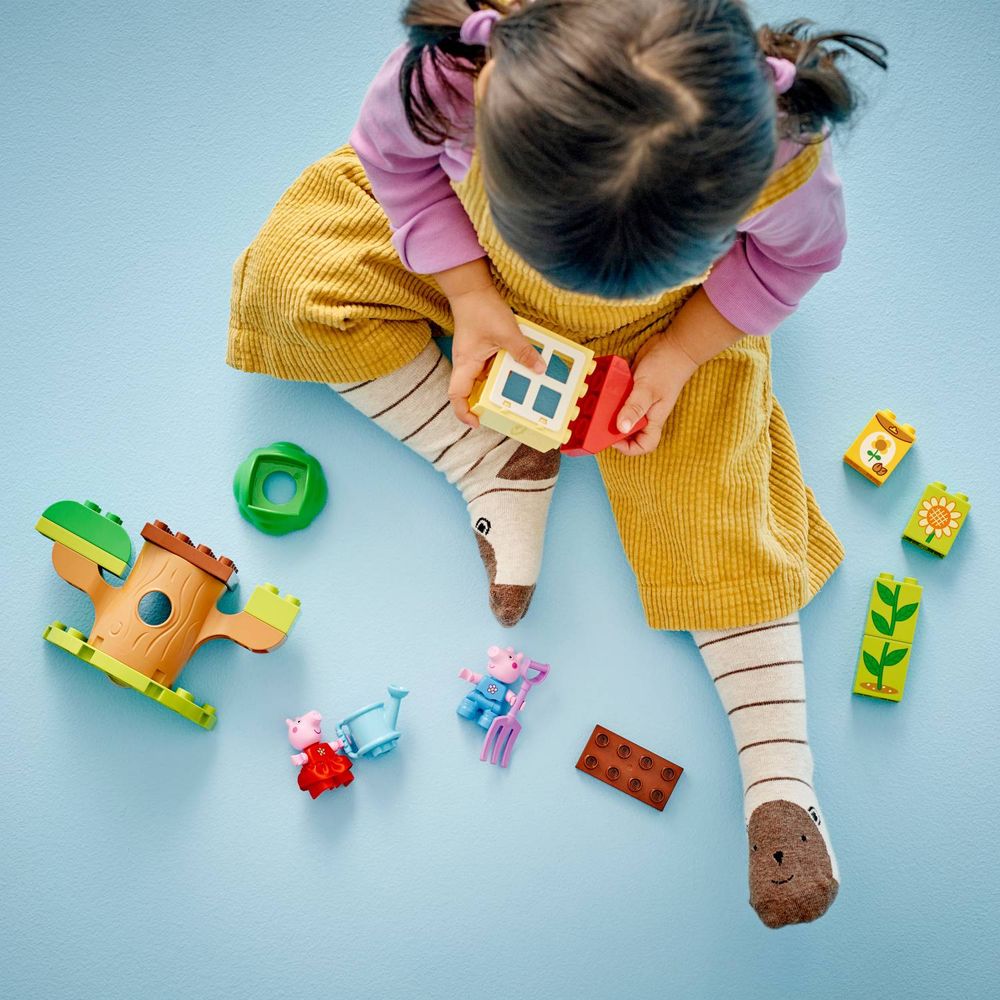 LEGO 10431 Peppa Prase dvorište sa kućicom na drvetu slika 5