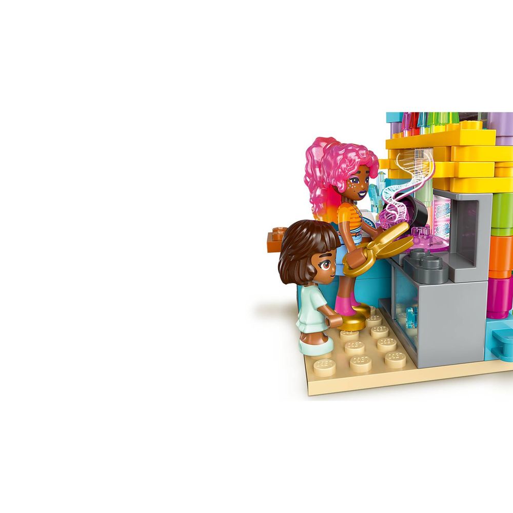 LEGO 42649 Prodavnica slatkiša u Heartlakeu slika 5
