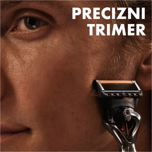 Gillette Proglide sistemski brijač + dopuna + Fusion Sensitive gel 200ml sa neseserom  slika 6