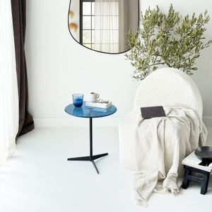 Solis 40 - Black, Blue Black
Blue Side Table