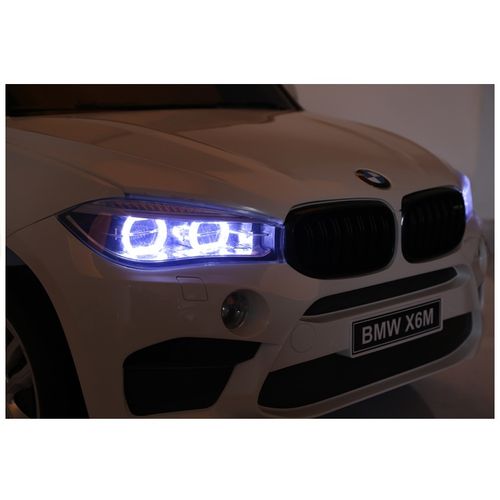 Licencirani BMW X6 M bijeli - dvosjed - auto na akumulator slika 6